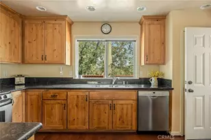 1465 Golden Rule Ln, Lake Arrowhead, CA 92352 - Photo 7