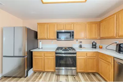 8952 Dahlia, Corona, CA 92883 - Photo 17