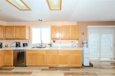 8952 Dahlia, Corona, CA 92883 - Photo 15