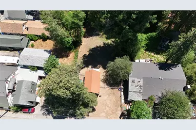 369 Log, Crestline, CA 92325 - Photo 7