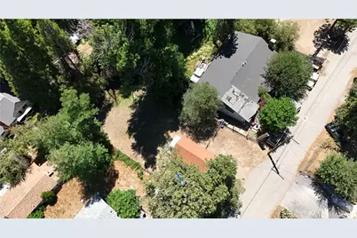 369 Log, Crestline, CA 92325 - Photo 3