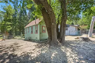 369 Log, Crestline, CA 92325 - Photo 5