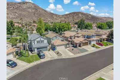 11737 Puerto Real Rd, Fontana, CA 92337 - Photo 27