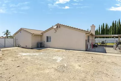 3263 Verbena, Rialto, CA 92377 - Photo 25