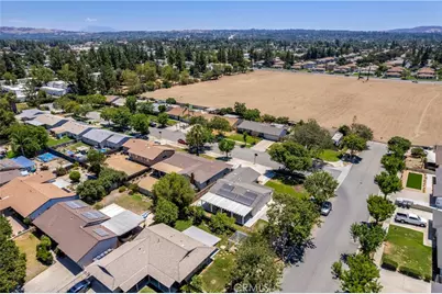 415 Hidalgo Avenue, Redlands, CA 92374 - Photo 23