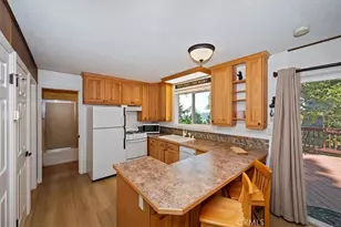 515 View, Lake Arrowhead, CA 92352 - Photo 7