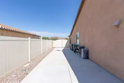 29150 Hawthorn, Lake Elsinore, CA 92530 - Photo 37