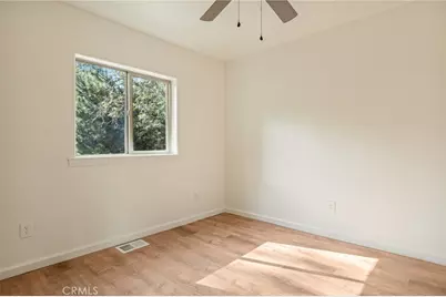 32792 Deer Lick Drive, Running Springs, CA 92382 - Photo 17