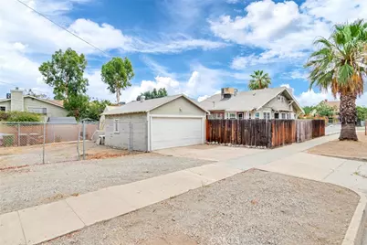 624 S Victoria, Corona, CA 92879 - Photo 23