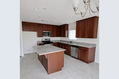 2035 W Chianti Way, Hanford, CA 93230 - Photo 3