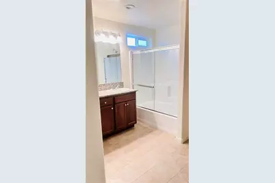 2035 W Chianti Way, Hanford, CA 93230 - Photo 15