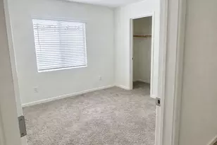 2035 W Chianti Way, Hanford, CA 93230 - Photo 9