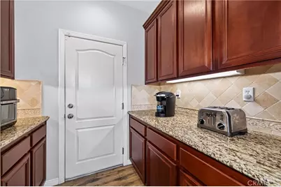 33665 Wild Horse, Yucaipa, CA 92399 - Photo 15