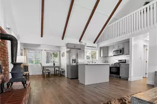 1081 Apple Ave, Wrightwood, CA 92397 - Photo 15