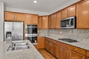 31801 Oak Wood Cir, Yucaipa, CA 92399 - Photo 15