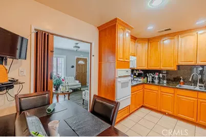 714 E 135th, Los Angeles, CA 90059 - Photo 21