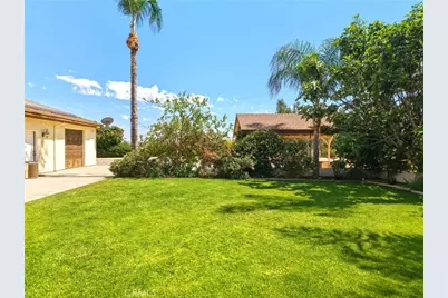 5685 Oak Tree Cir, Jurupa Valley, CA 92509 - Photo 61
