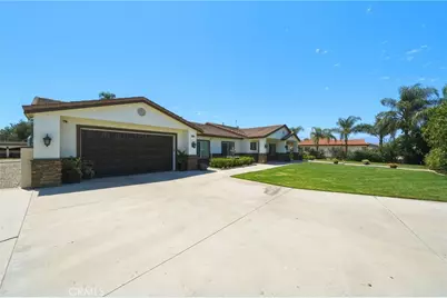 5685 Oak Tree Cir, Jurupa Valley, CA 92509 - Photo 3
