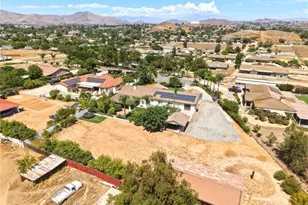 5685 Oak Tree Cir, Jurupa Valley, CA 92509 - Photo 49