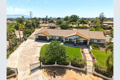 5685 Oak Tree Cir, Jurupa Valley, CA 92509 - Photo 47