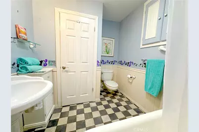468 Zermatt, Crestline, CA 92325 - Photo 25