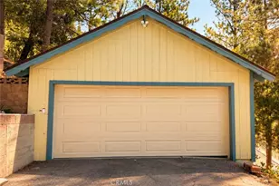 24687 San Moritz, Crestline, CA 92325 - Photo 5
