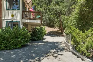 27376 Alpen, Lake Arrowhead, CA 92352 - Photo 33
