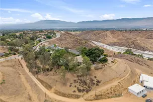 31016 E Sunset Dr, Redlands, CA 92373 - Photo 47