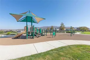 25451 Jack Rabbit Ln, Corona, CA 92883 - Photo 45
