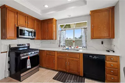 958 Falcon View, Upland, CA 91784 - Photo 25