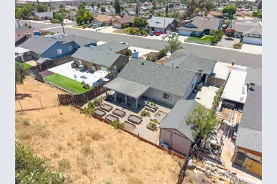 22754 Chambray, Moreno Valley, CA 92557 - Photo 29