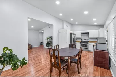 22754 Chambray, Moreno Valley, CA 92557 - Photo 9