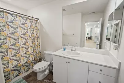 5604 Altamura Way #10, Fontana, CA 92336 - Photo 11