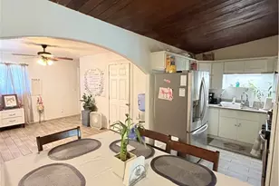 9829 Williams, Bloomington, CA 92316 - Photo 11