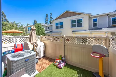 1346 Coriander Court, Upland, CA 91786 - Photo 21