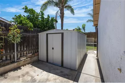 2752 Litchfield Drive, Riverside, CA 92503 - Photo 41