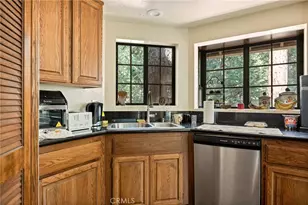 27432 White Fir, Lake Arrowhead, CA 92352 - Photo 5