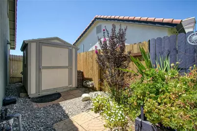 1362 Plumwood Drive, Mentone, CA 92359 - Photo 23