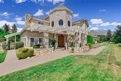 10389 Walnut Grove Court, Yucaipa, CA 92399 - Photo 3