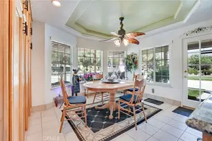 10389 Walnut Grove Ct, Yucaipa, CA 92399 - Photo 17