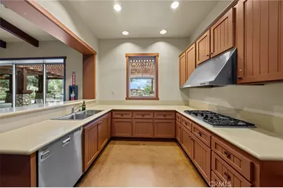 11416 Magnolia Street, Corona, CA 92883 - Photo 49