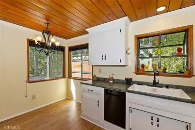 863 Oak, Lake Arrowhead, CA 92385 - Photo 9