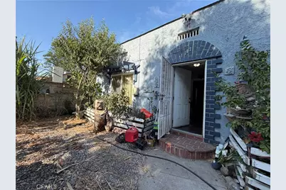 1707 N Arrowhead, San Bernardino, CA 92405 - Photo 1