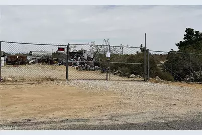 1341 Landers, Landers, CA 92285 - Photo 5