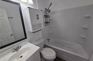 28530 Williams Dr, Quail Valley, CA 92587 - Photo 11