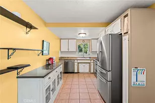 12978 11th, Yucaipa, CA 92399 - Photo 11