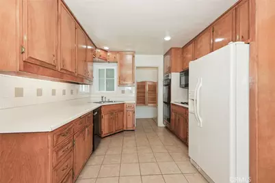 8771 Harper Court, Riverside, CA 92503 - Photo 7