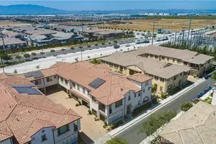 2818 E Berry Loop Privado, Ontario, CA 91761 - Photo 33