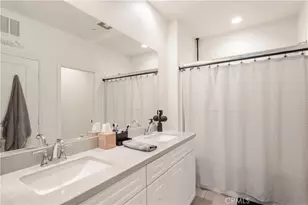 2818 E Berry Loop Privado, Ontario, CA 91761 - Photo 15