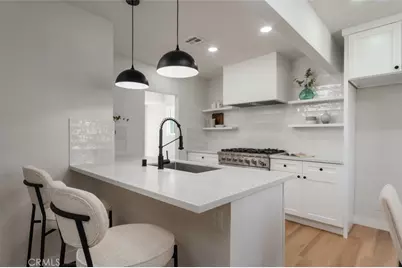 2432 Exposition Place, Los Angeles, CA 90018 - Photo 5